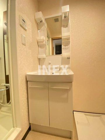 横浜市鶴見区栄町通４丁目の賃貸マンションの独立洗面台