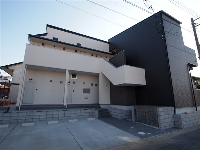 Escada SOGA（エスカーダソガ）の外観