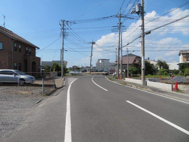 さいたま市西区大字二ツ宮の倉庫の周辺