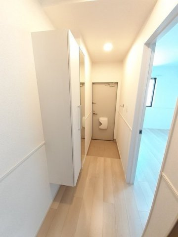 ウイング　Ｂの玄関