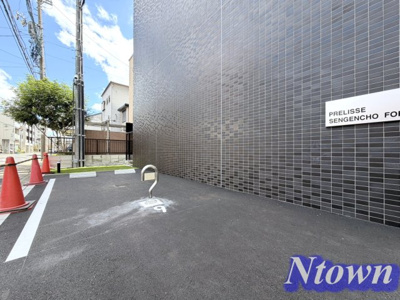 【駐車場】 | プレリス浅間町フォルテラ | 車をお持ちの方に嬉しい駐車場付きの物件です