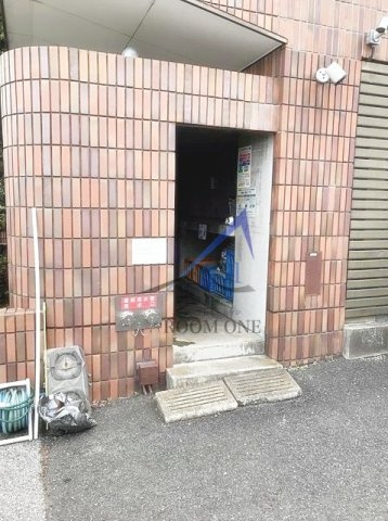 ザ・クレストのその他共用部分|敷地内ゴミ置き場です。