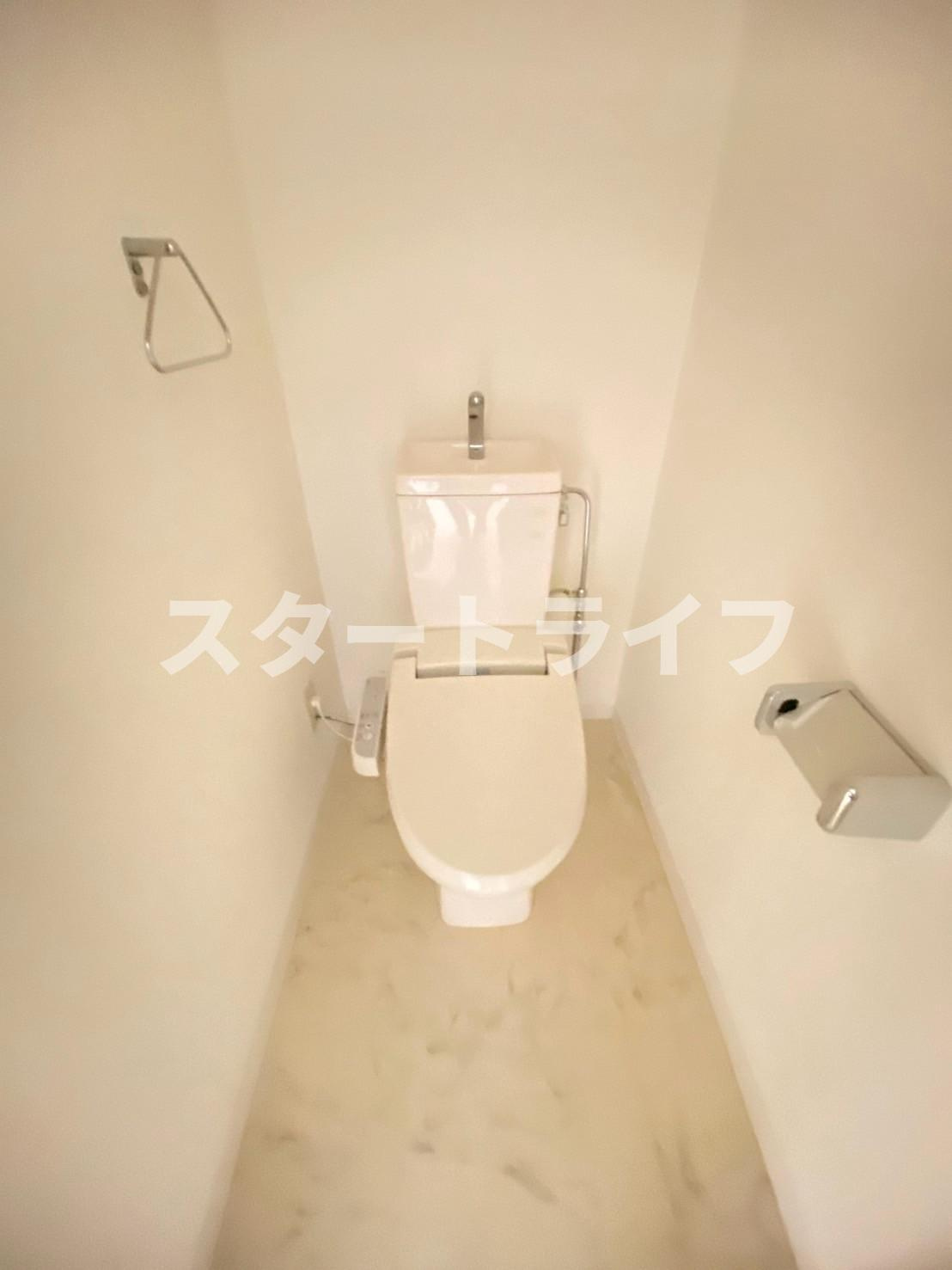 大阪市淀川区西中島６丁目の賃貸マンションのトイレ