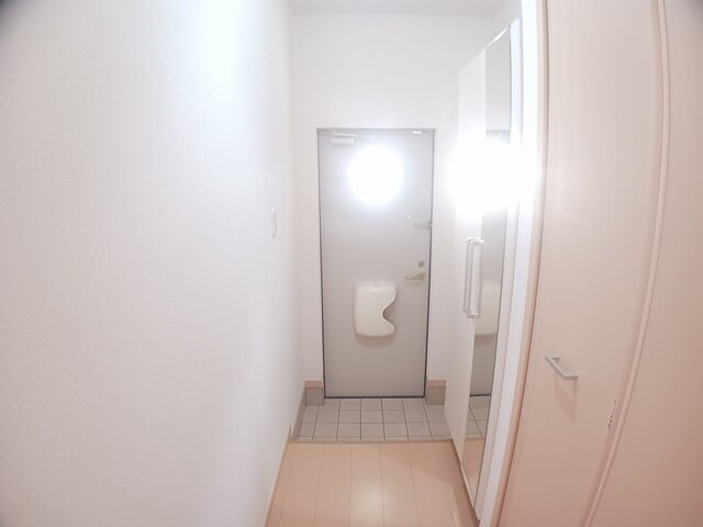 ビサイドアヴェニューの玄関