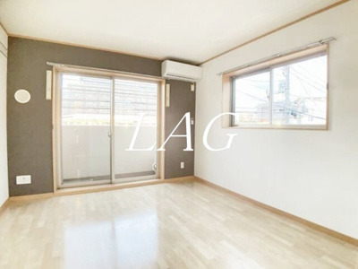 【居間・リビング】 | ニューアローズＭⅢ | 洋室のお部屋です。