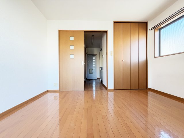E-CASA入明の洋室