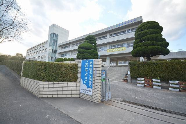 【周辺】 | サンシャイン田原　Ｂ | 北九州市立　田原中学校まで240m