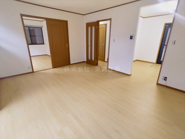 【居間・リビング】の画像