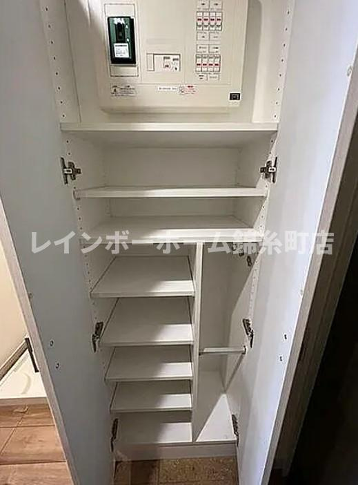 AXAS門前仲町レジデンスの玄関