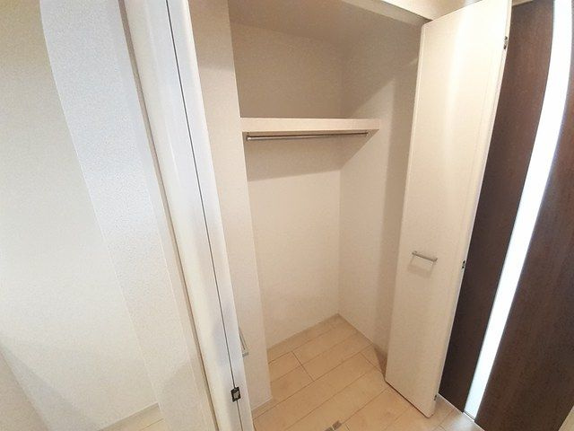 カーサ　イリーデＮＩＳＨＩＮＯの収納