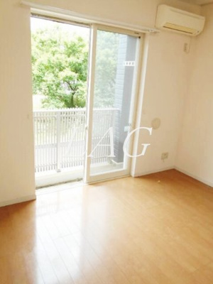 【居間・リビング】 | パルティール | 洋室のお部屋です。
