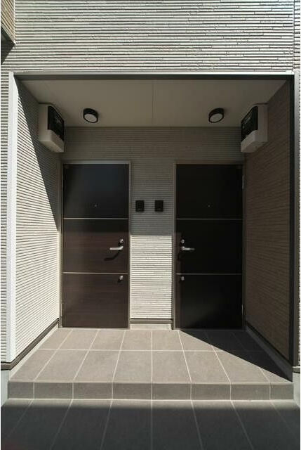 リヴィエールⅡの玄関