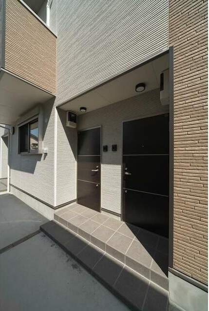 リヴィエールⅡの玄関
