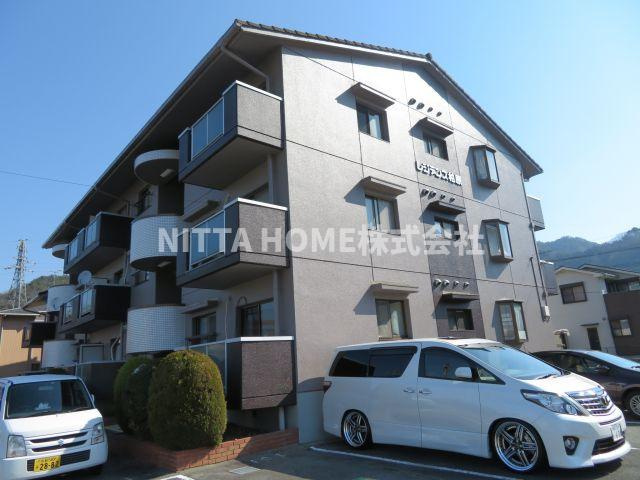 丹波市柏原町柏原のアパート
