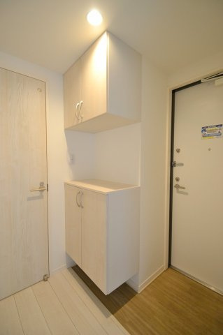 MOVE庚午北壱番館の玄関