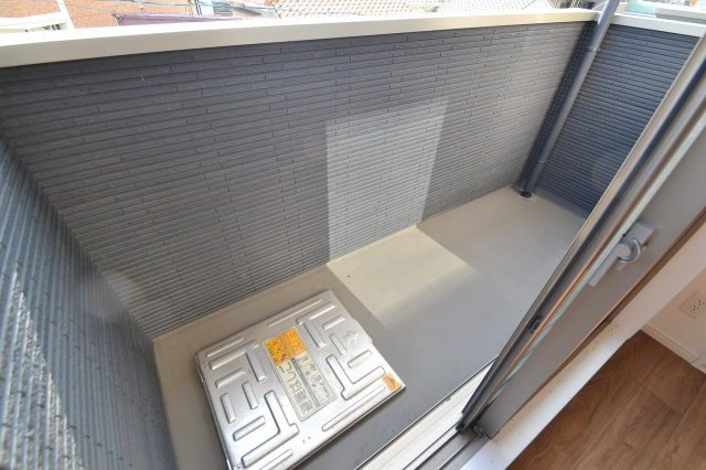 MOVE庚午北壱番館のバルコニー
