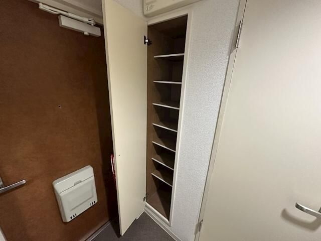 横浜市青葉区千草台の賃貸マンションの収納