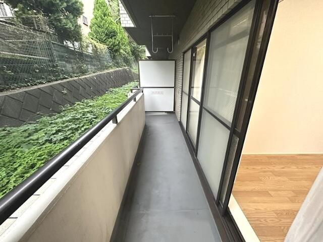 横浜市青葉区千草台の賃貸マンションのバルコニー