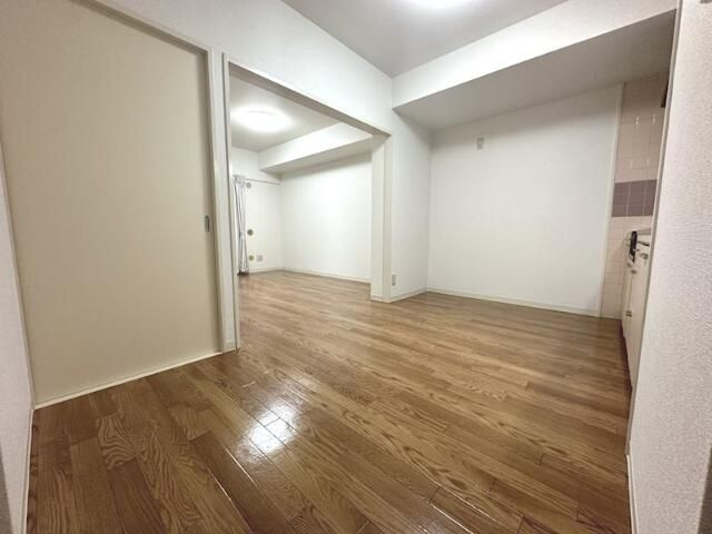 横浜市青葉区千草台の賃貸マンションの居間・リビング