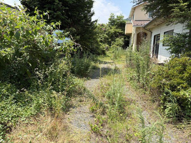 梓川上野　売中古住宅の庭