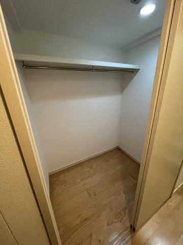 デュプレクス白山の収納