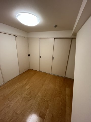 デュプレクス白山の寝室