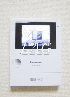 【セキュリティ】 | ハイム内田 | モニター付きインターホンです。