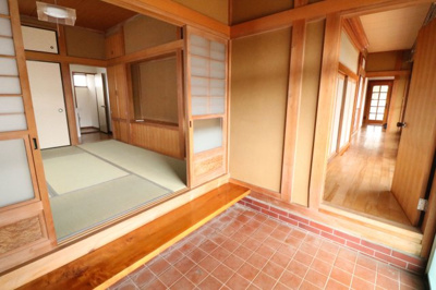 【玄関】 | 桜川市真壁町上小幡7DK中古住宅