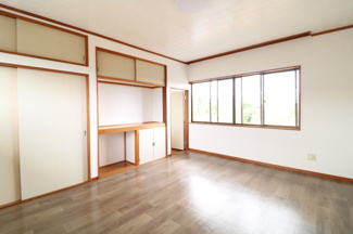 【洋室】 | 桜川市真壁町上小幡7DK中古住宅