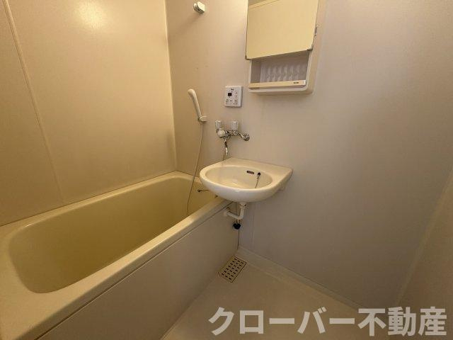 アパルトマン・オノの浴室