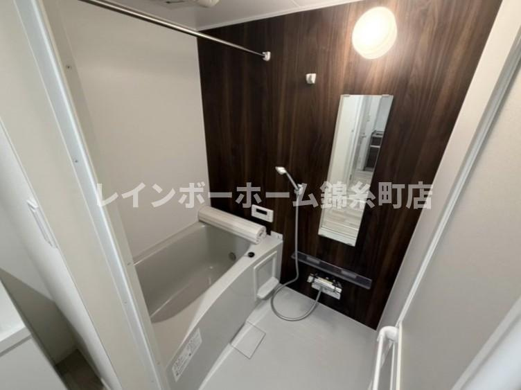 桜アパートメントの浴室