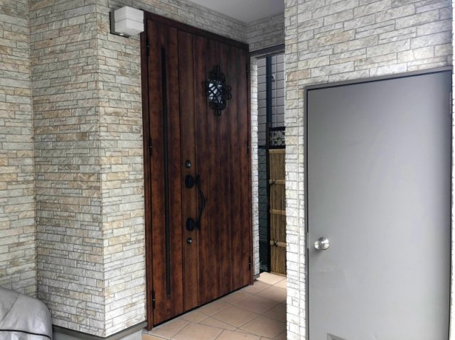 矢来町戸建の内装