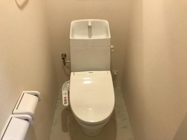 パーシモンのトイレ