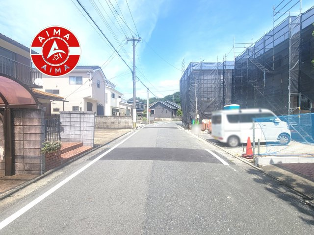 糟屋郡篠栗町和田4丁目第5-2棟（2号棟）　の外観|前面道路含む現地の写真です。