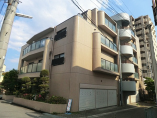 オートロック付きで外部からの出入りがなく安心です