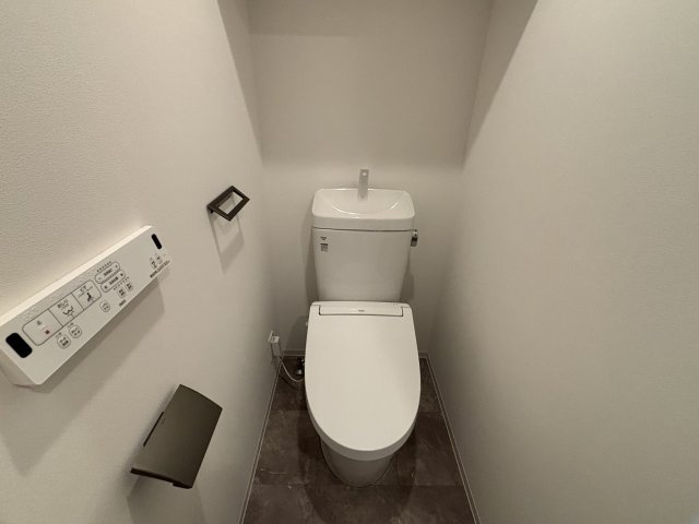 コンシェリア町屋のトイレ|コンパクトで使いやすいトイレです