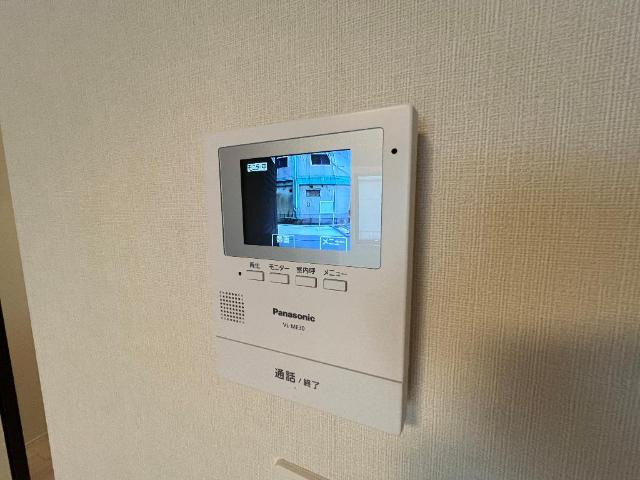 ルリエの内装|カメラ付インターホン