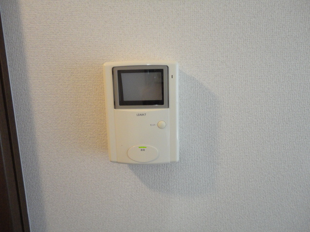 ハミングの内装|カメラ付インターホン