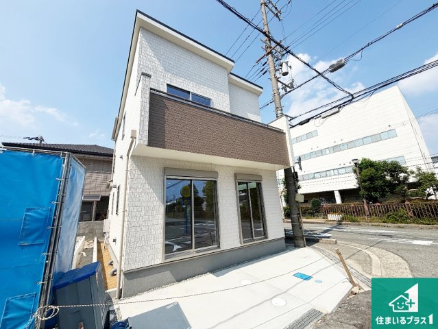 豊中市上津島　新築一戸建ての外観|安心の10年保証！外観を美しく保ち、雨水で汚れを落とします！気になることがありましたら、お気軽にお問い合わせください！