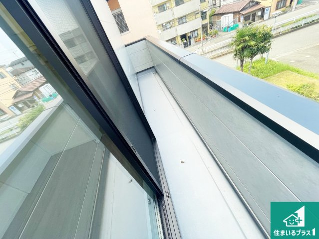 西宮市今津久寿川町　新築一戸建てのバルコニー|日当たりのよいバルコニー！お部屋が開放的に！