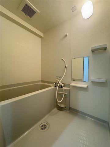 クロノス29新町の浴室