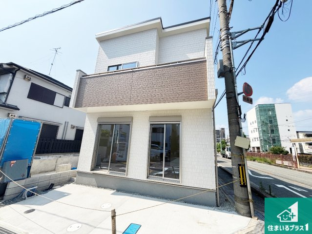 豊中市上津島　新築一戸建ての外観|お客様に長く安心して住んでいだだける事にこだわった家づくり！住んでからのアフターサービスにもしっかりと取り組んでいます！