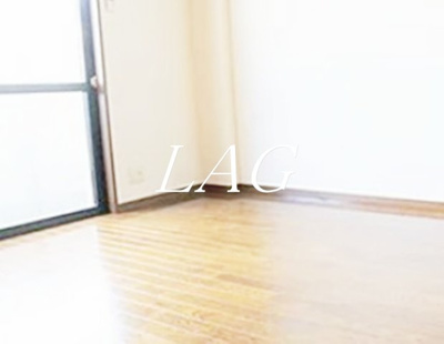【居間・リビング】 | トロワピジョン | 洋室のお部屋です。