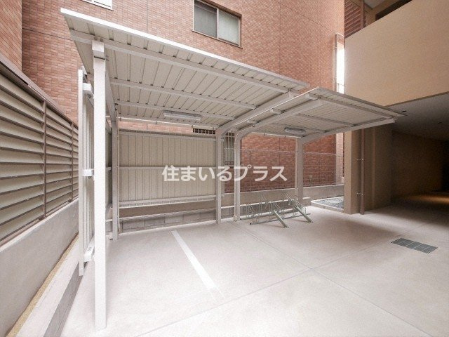 セイワパレス都島駅前の駐車場