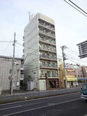 レジュエール戸田公園の外観
