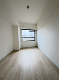 【洋室】 | 鯉川マンション