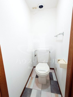 【トイレ】 | ハイツSHIOZAKI | 落ち着いた色調のトイレです