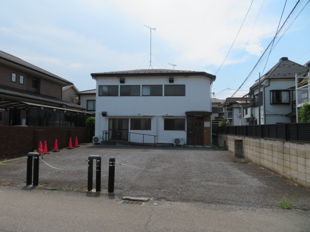新座市新堀１丁目の倉庫