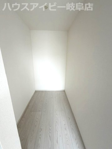 岐阜市加納花ノ木！新築建売限定1邸！ゆとりの4LDK！お車並列2台可能！長期優良認定住宅！の収納|岐阜市加納花ノ木！新築建売限定1邸！ゆとりの4LDK！お車並列2台可能！長期優良認定住宅！