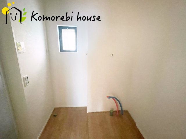 さいたま市大宮区上小町　12期　新築一戸建て　KEIAI GRACE　01の独立洗面台|26.9.18